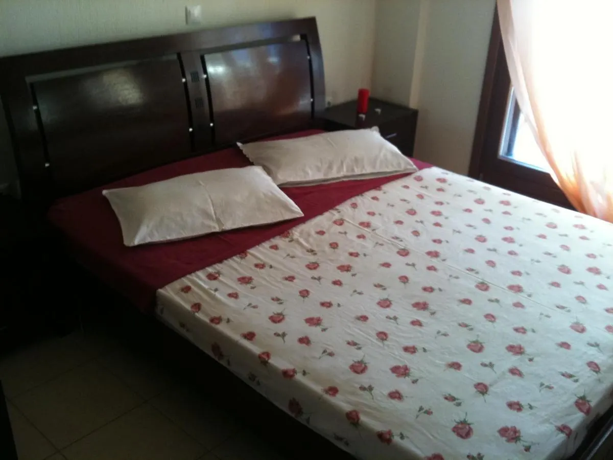 Μεζονετα Apartment Nea Roda