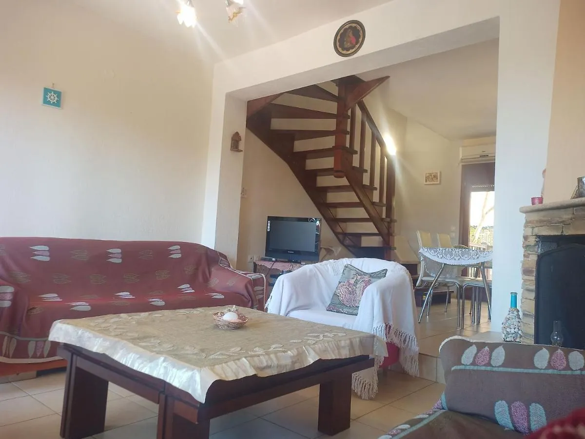 Μεζονετα Apartment Nea Roda 0*,  Greece